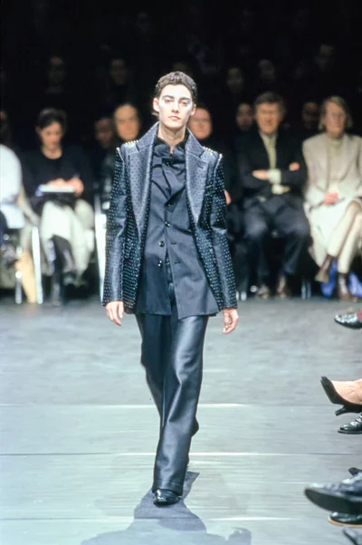 Look 19